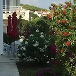 Apartments Villa Tribunj *
