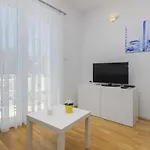 Apartments Villa Tribunj * Tribunj (Sibenik-Knin)