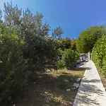 Apartments Villa Tribunj * Tribunj (Sibenik-Knin)