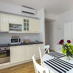 Apartments Villa Tribunj