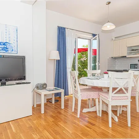 Apartments Villa Tribunj *