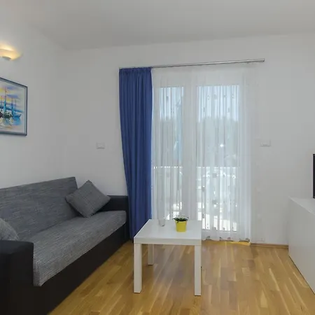 Tribunj Daire Tribalj