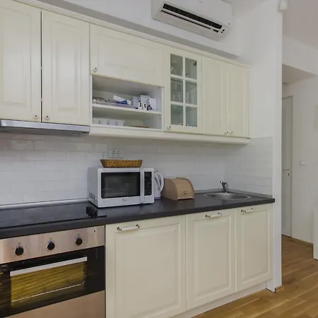 Tribunj Daire Tribalj