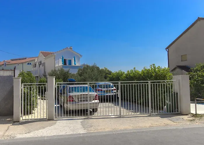 Tribunj Apartament *