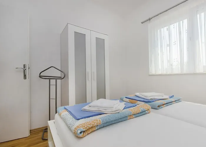 Tribunj Apartament *